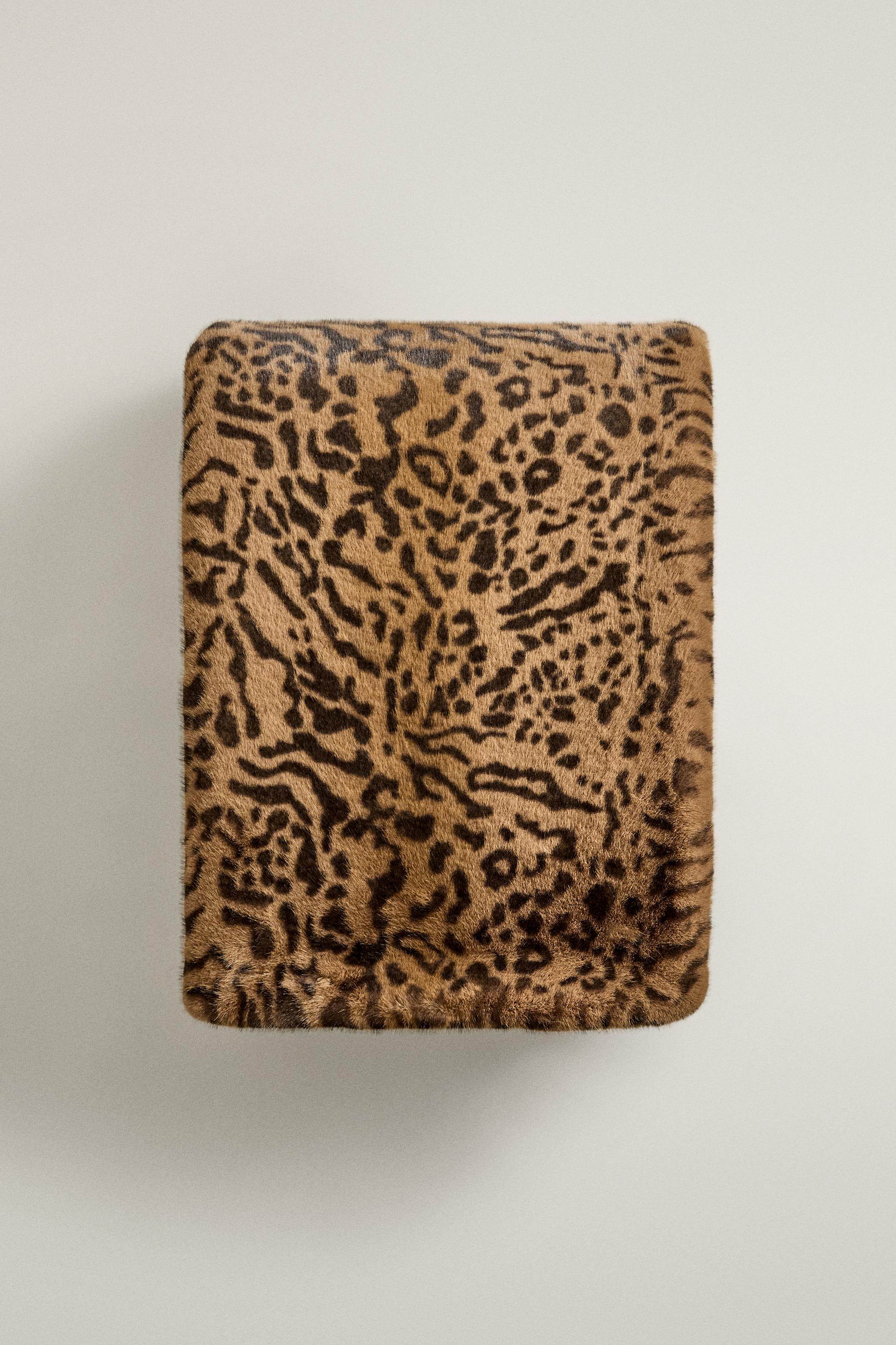 ANIMAL PRINT FUR BLANKET
