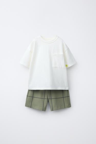 포켓 티셔츠 & 체크 버뮤다 팬츠 세트 - Zara의 미디움 그린 - 이미지 0