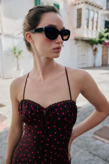 VESTIT MIDI DE PIQUETS AMB LLI - Marró de Zara