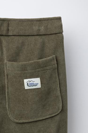 PANTALON EN VELOURS CÔTELÉ À POCHES - Vert sauge de Zara - Image 3