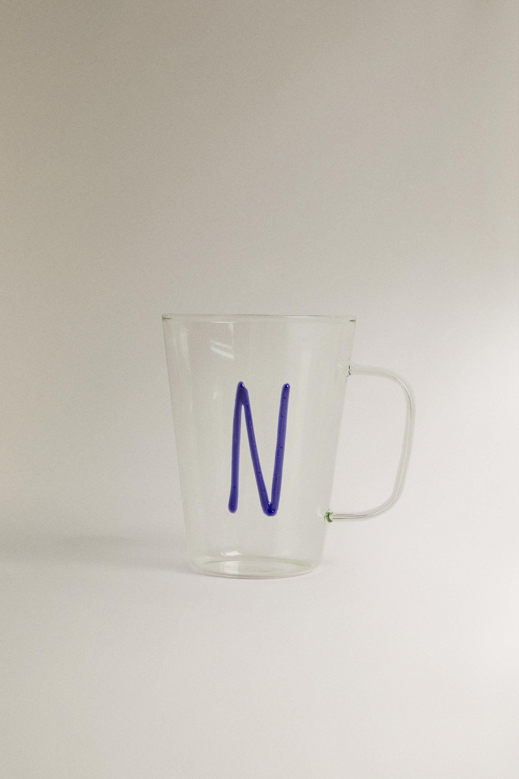 BOROSILICATE MUG WITH INITIAL N — Cobalt