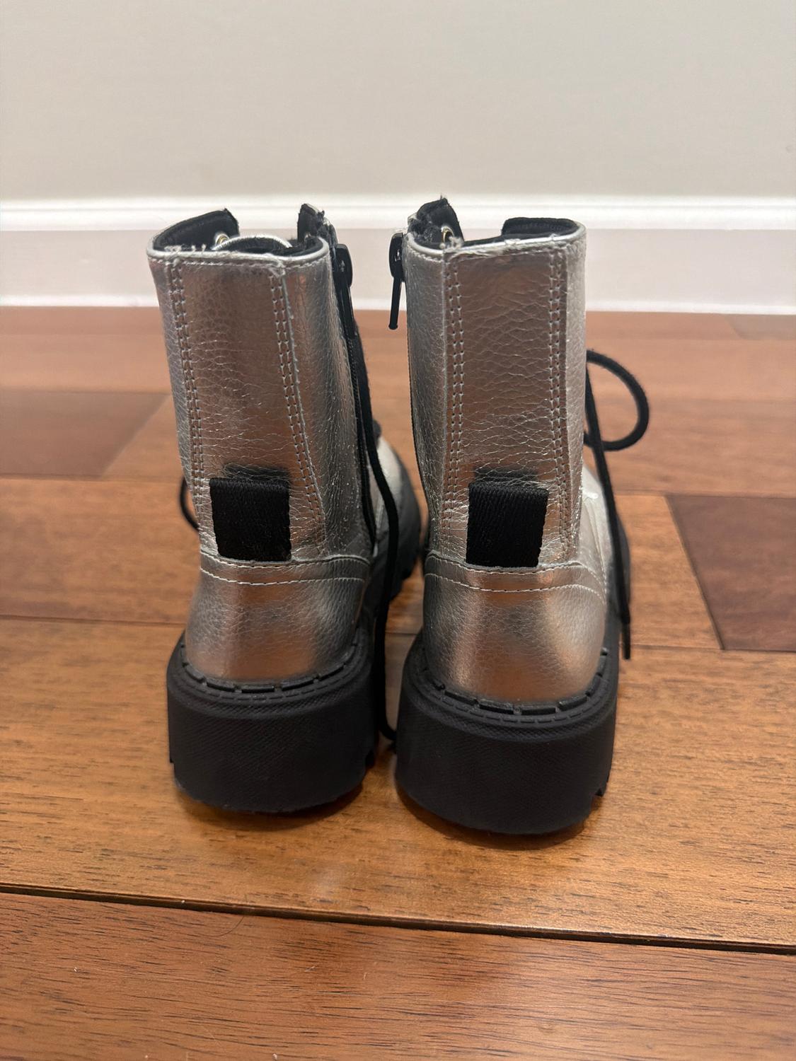 METALLIC ANKLE BOOTS - Image 2