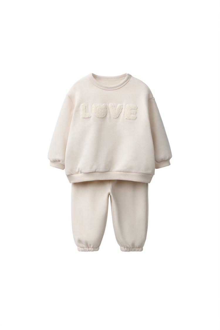TERRY PATCH SWEATSHIRT AND JOGGER PANTS SET — Ecru