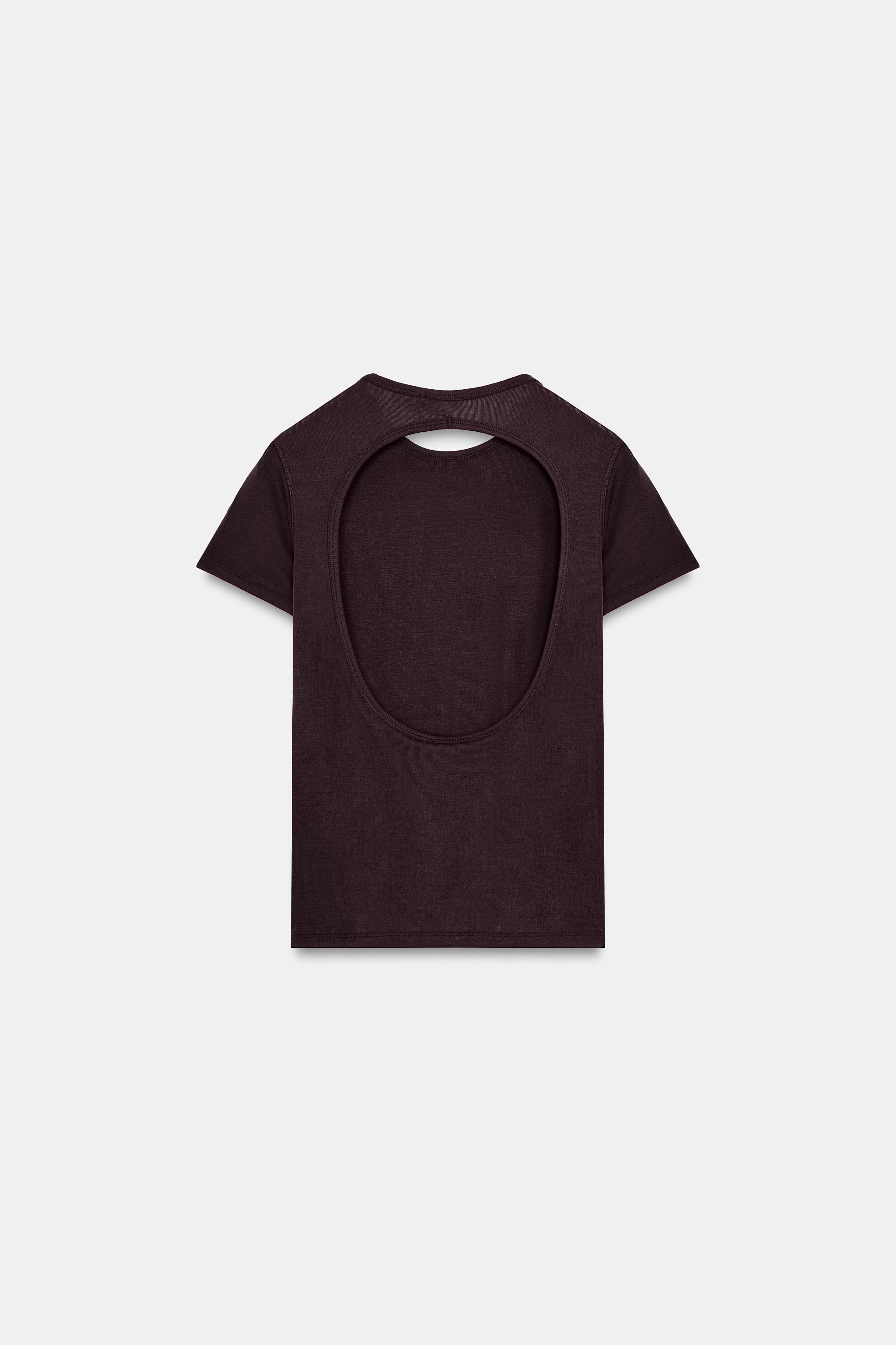SIRT DEKOLTELİ T-SHIRT - Görsel 4