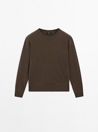 Jersey cuello redondo cashmere - Marrón de Zara