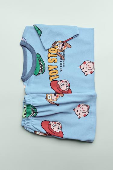 2-6 AÑOS/ PIJAMA ESTAMPADO TOY STORY © DISNEY - Azul de Zara
