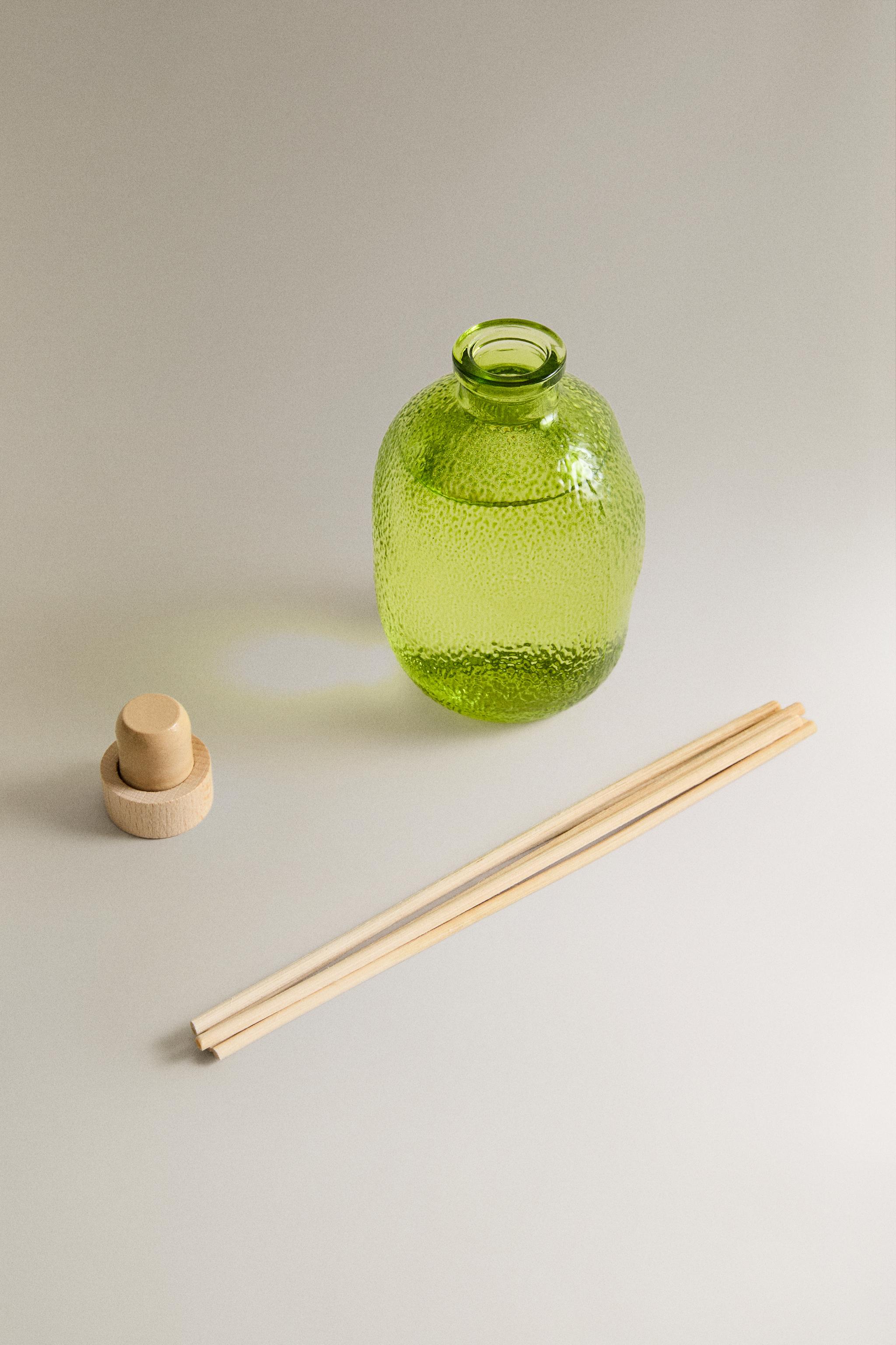 (180 ML) BERGAMOT & SANDALWOOD REED DIFFUSERS — Ecru / Green