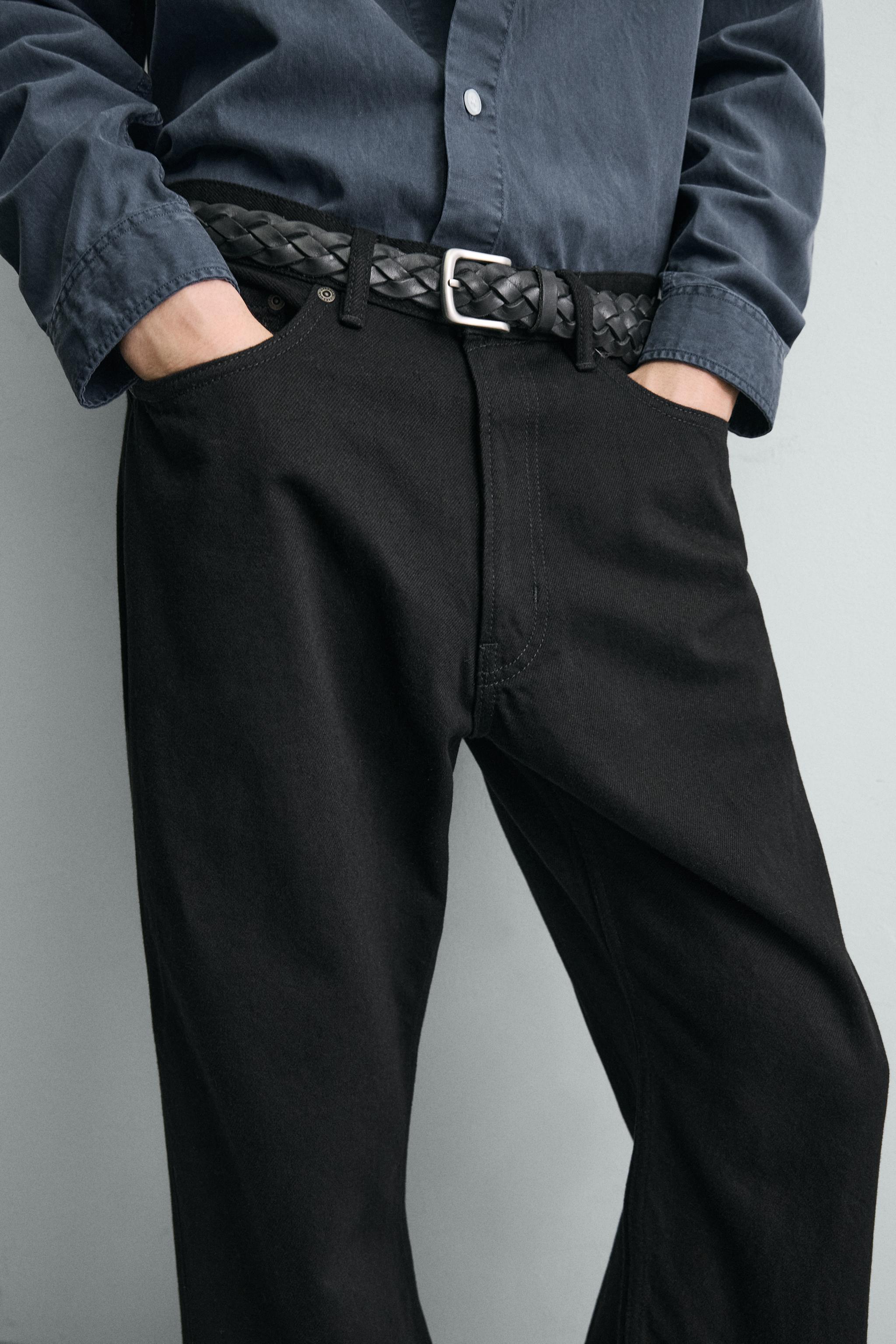LOOSE FIT JEANS