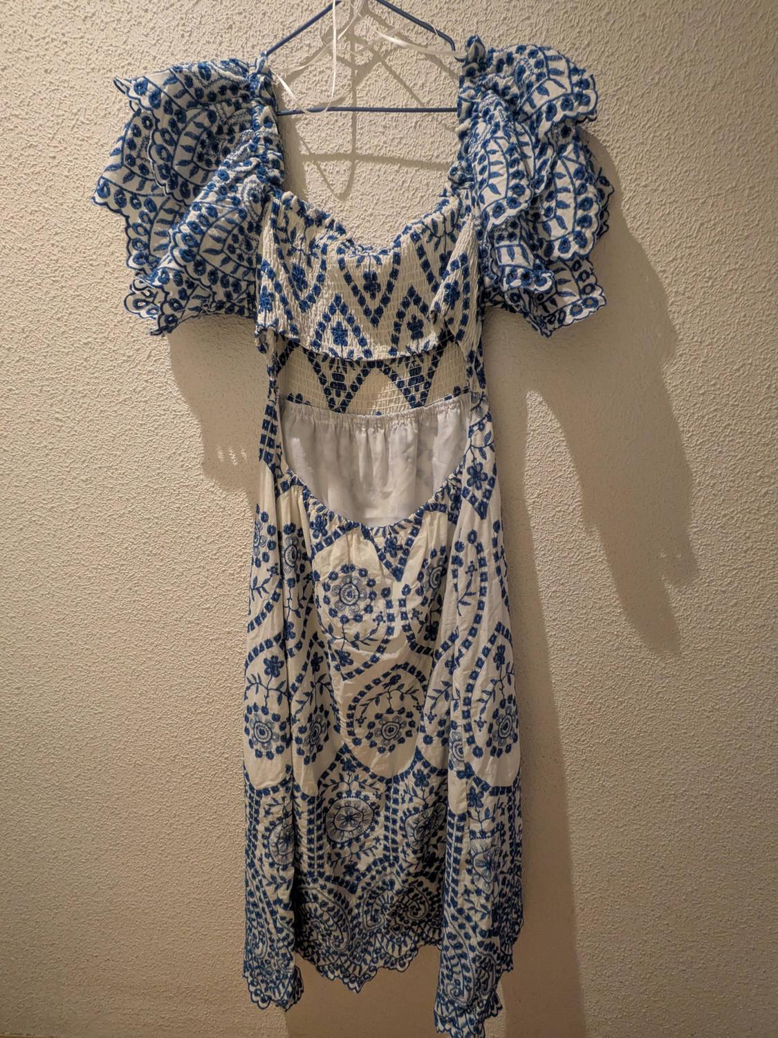 DRESS WITH EMBROIDERED RUFFLES SLEEVES - Image 2