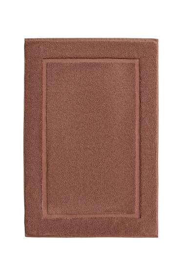سجادة حمام ناعمة من القماش المتلف - dark russet الخاص بـ Zara