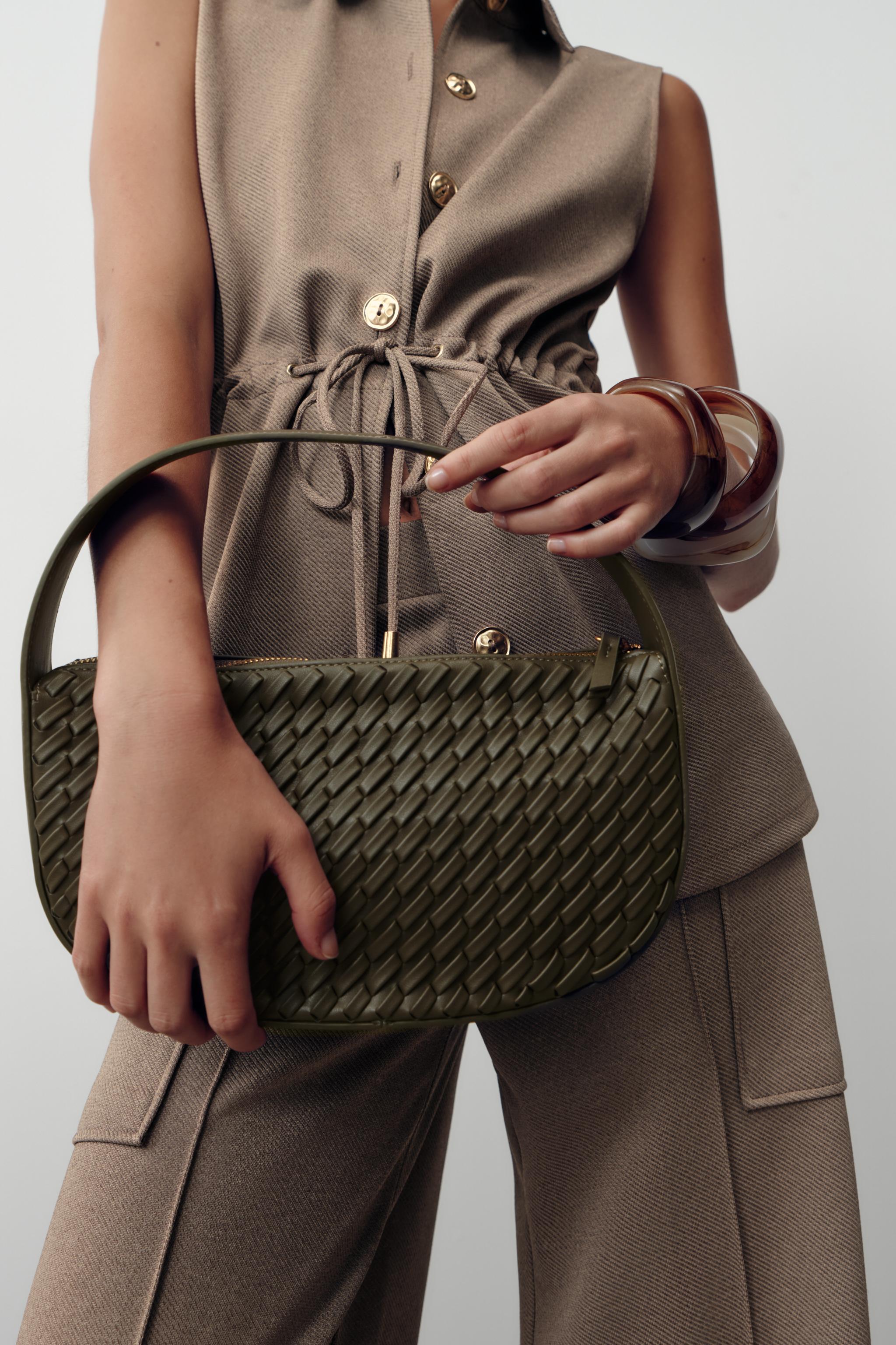 ZARA【NEW】WOVEN-EFFECT HANDBAG WOVEN EFFECT HANDBAG - Green | ZARA United States