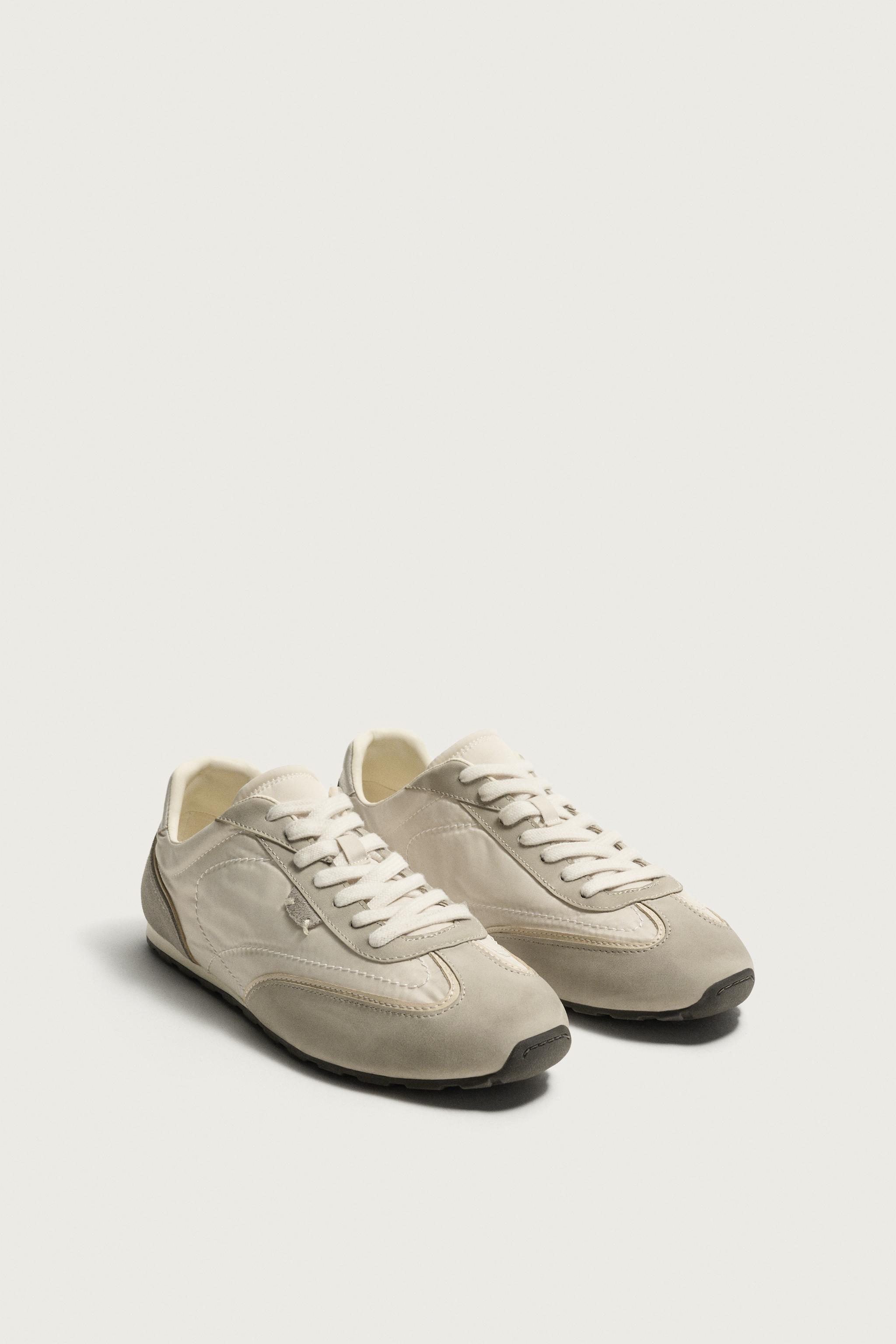 RETRO STYLE SNEAKERS — White