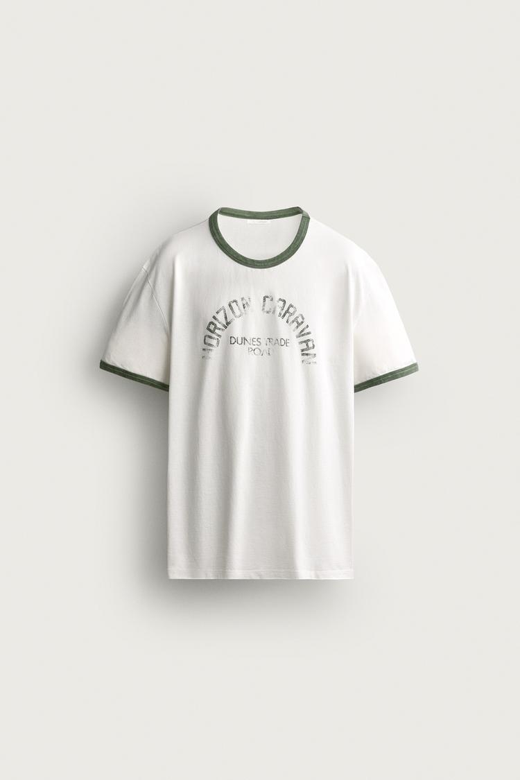 Camiseta rib contraste texto