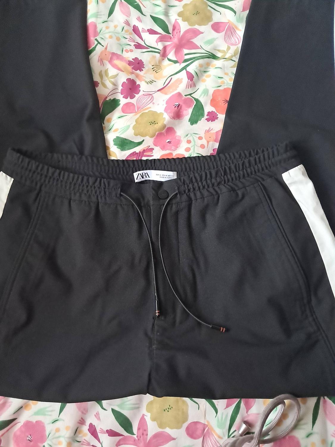 JOGGING TROUSERS WITH SIDE STRIPES - Image 4