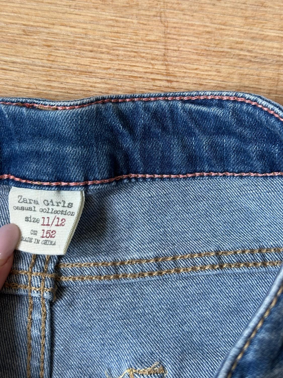 BLUE BERMUDA SHORTS - Image 3
