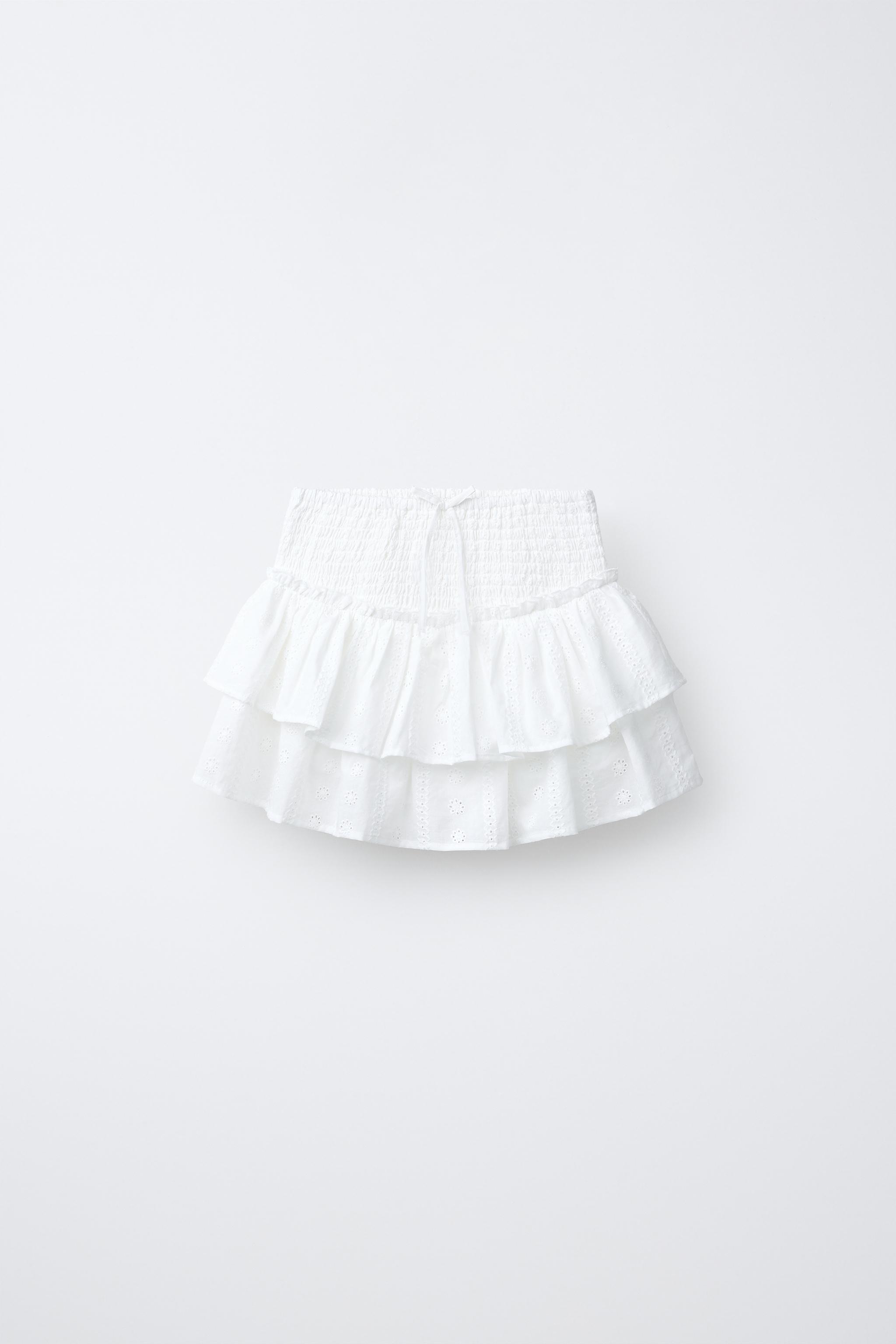 RUFFLED SCHIFFLY SKORT — White