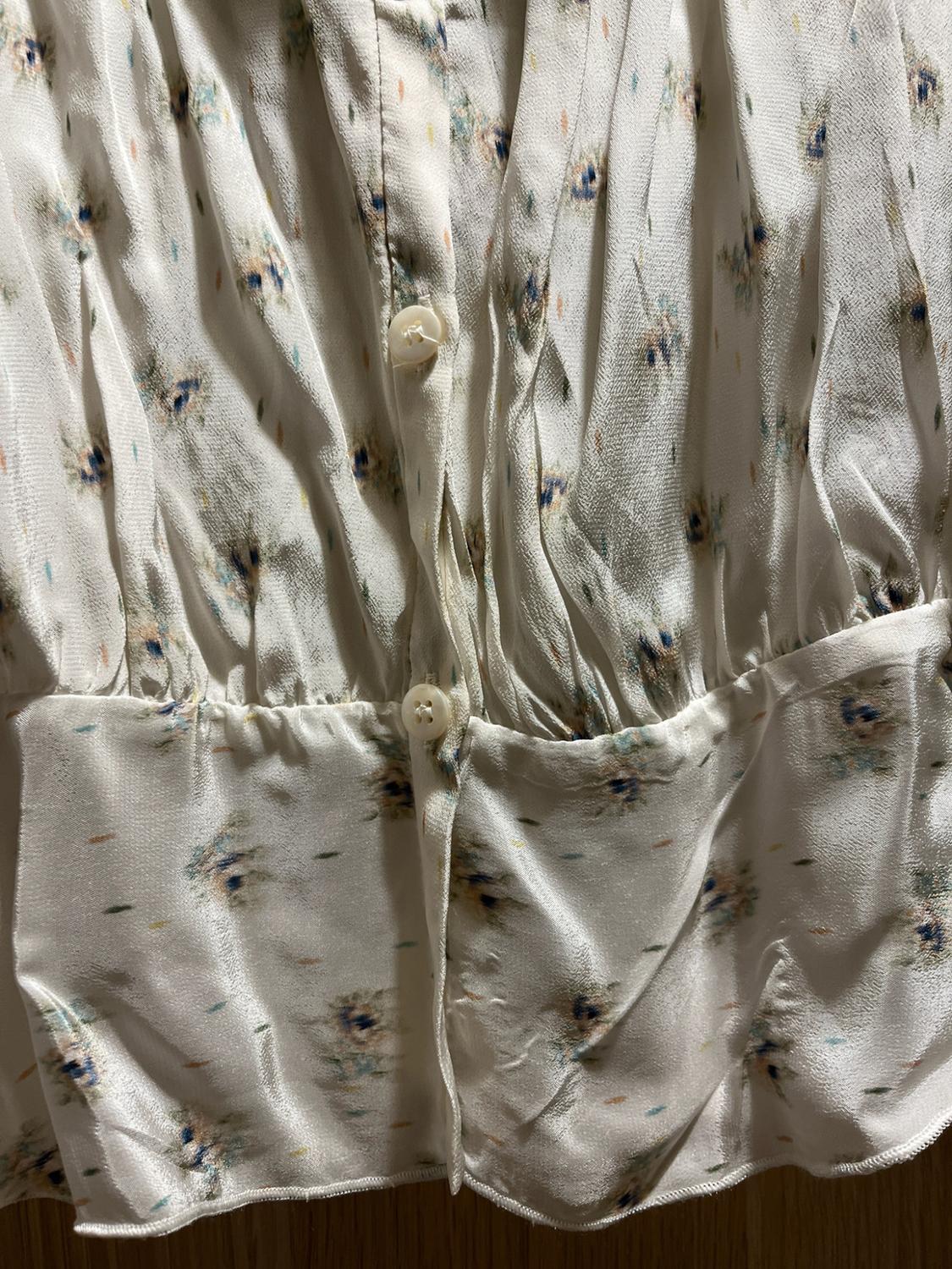 LIMITED EDITION PRINTED BLOUSE WITH TIES - Image 4