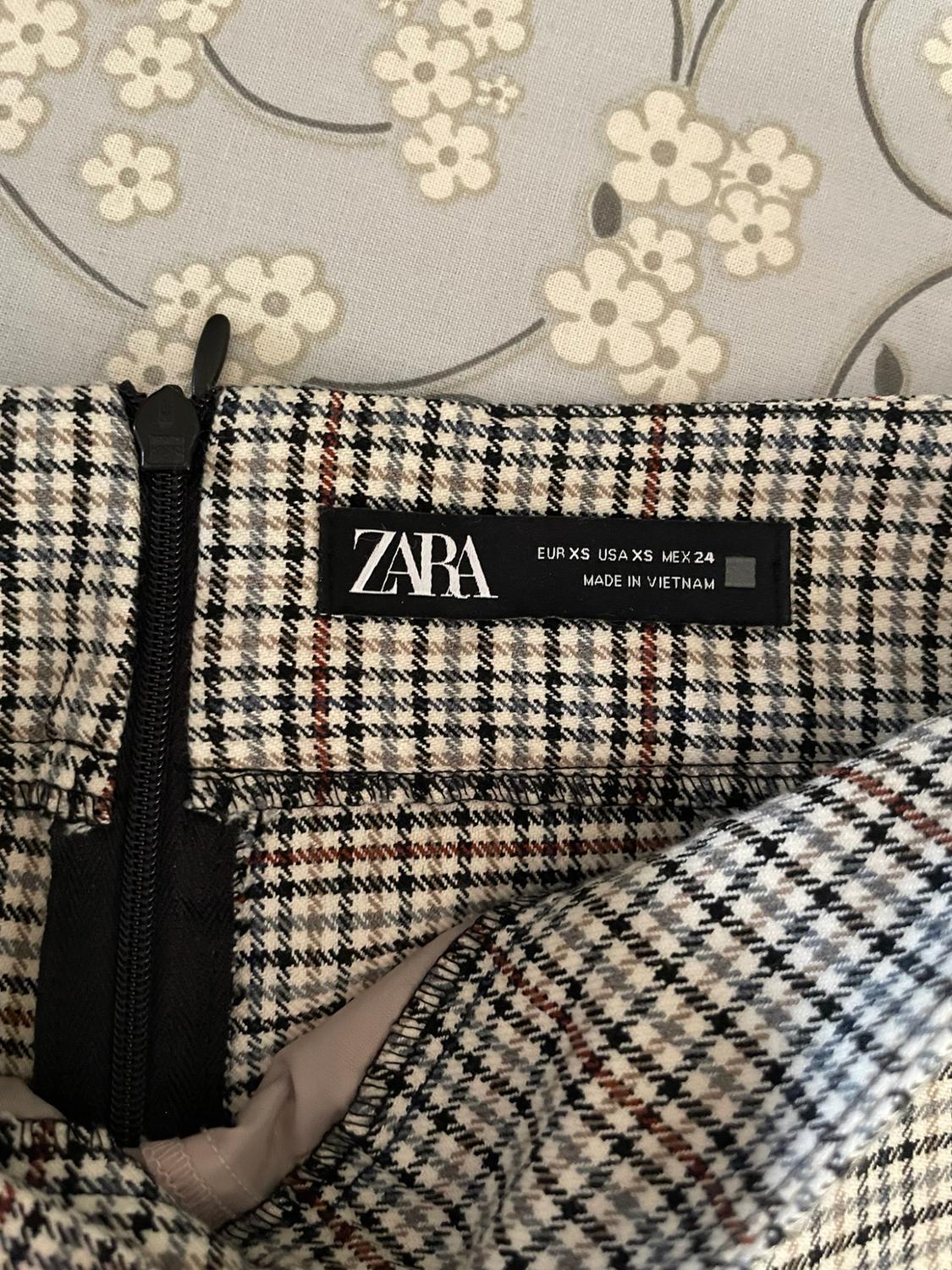CHECK MINI BERMUDA SKORT - Image 3