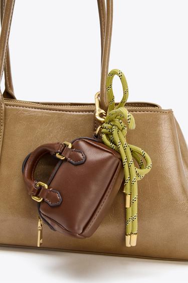 MINI BOLSO CITY CHARM - Tostado oscuro de Zara