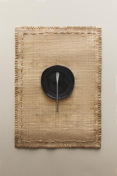 FIBRE PLACEMAT WITH TOPSTITCHING - Light beige by Zara
