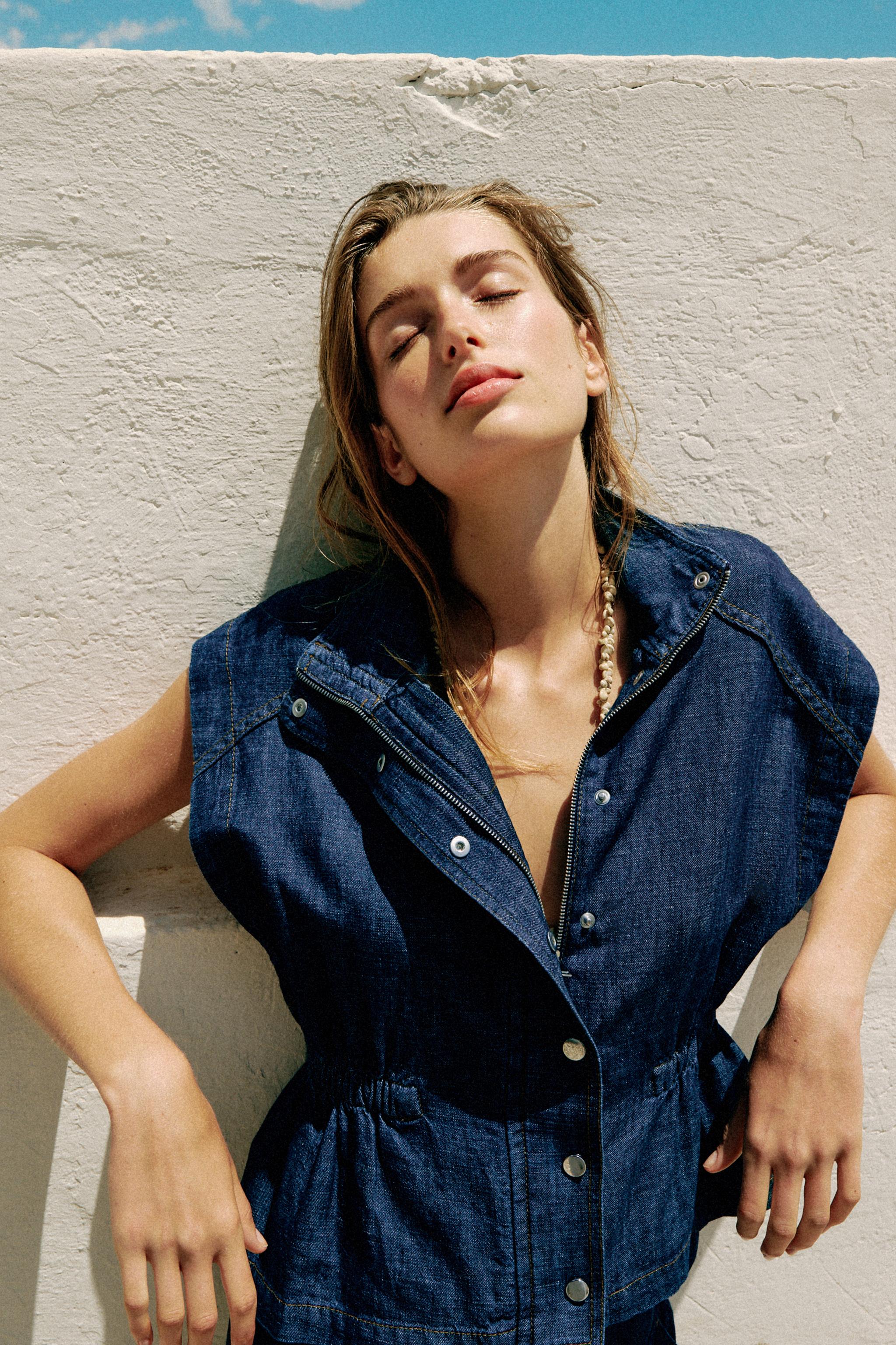 Женские жилеты Zara LINEN VEST WITH ELASTIC WAIST — фото 6