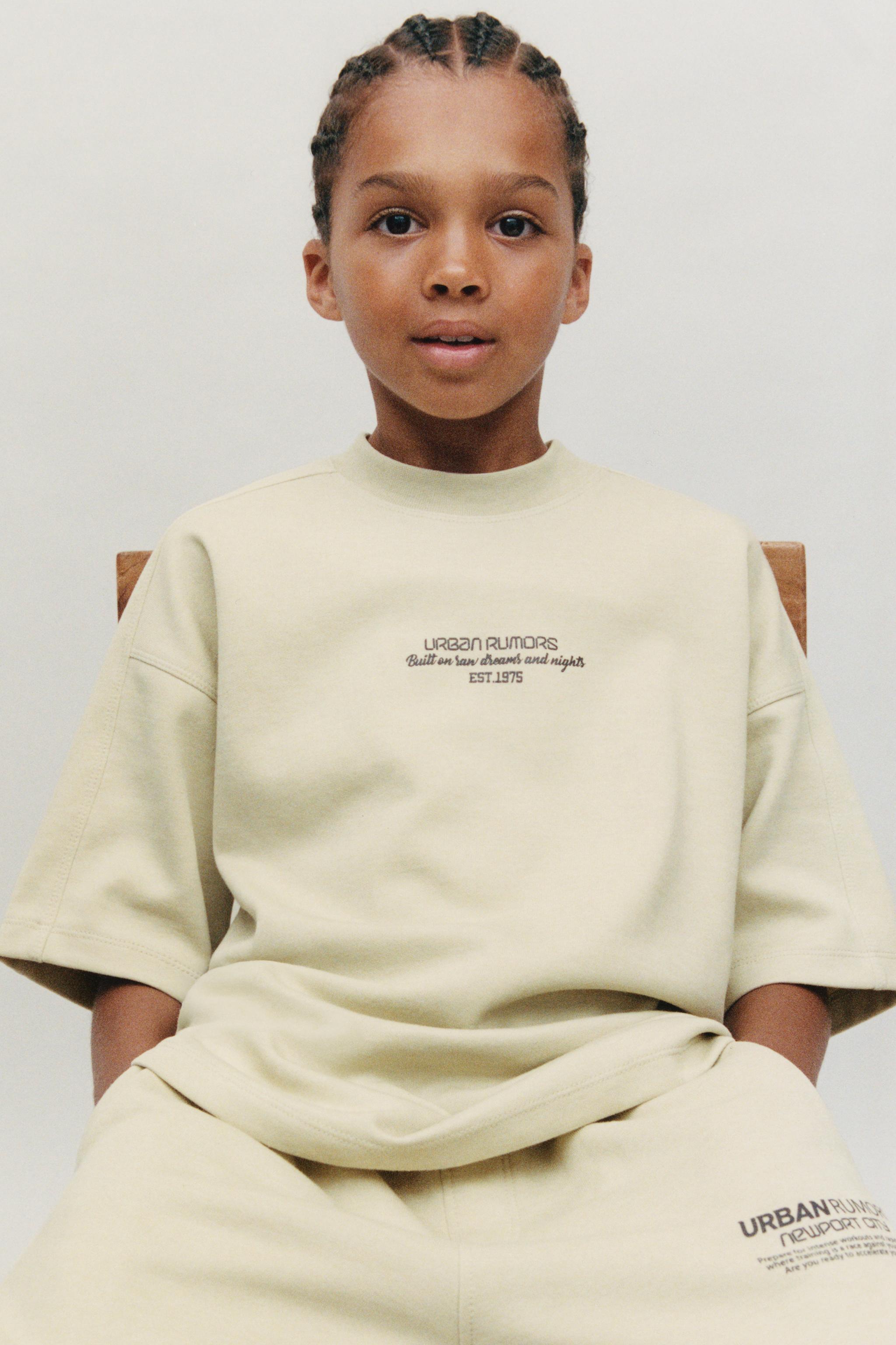 INTERLOCK T-SHIRT AND BERMUDA SET