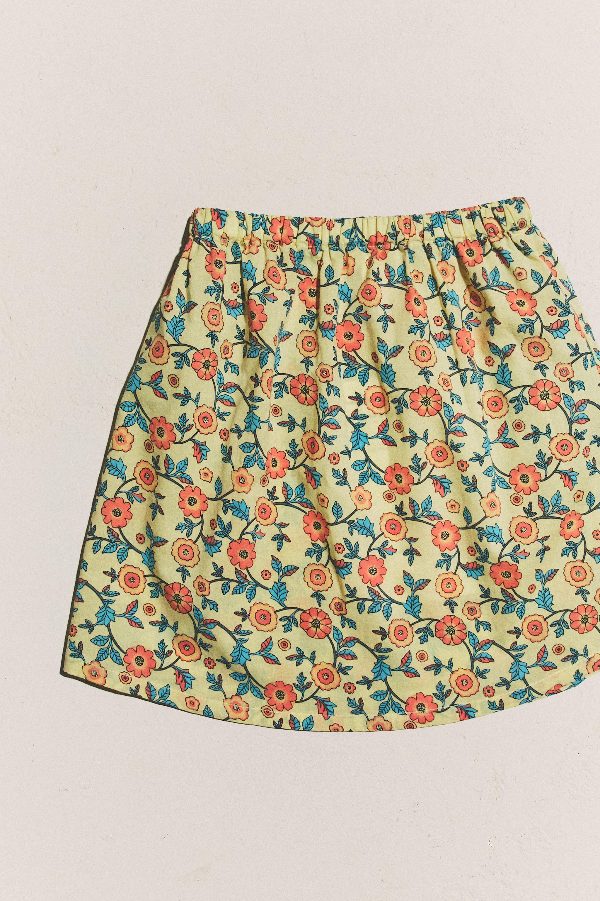 KIDS' FLORAL SKIRT
