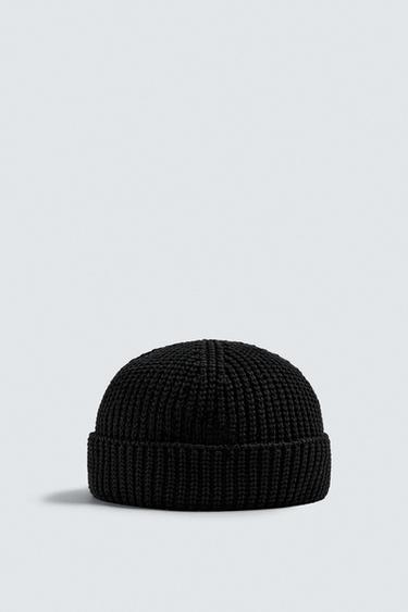 GORRO CURTO DE MALHA - Preto da Zara - Imagem 0