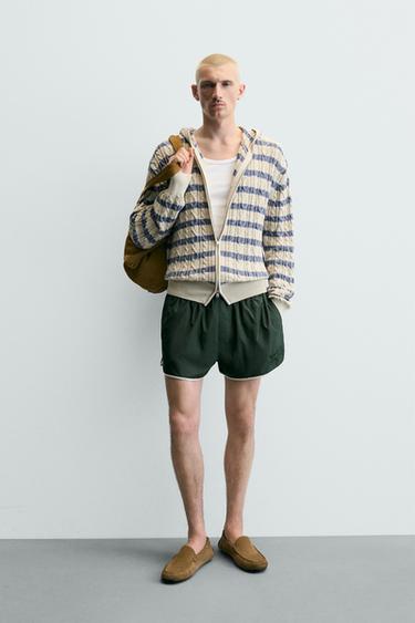 CÁRDIGAN ESTRUCTURA TRENZAS CAPUCHA - Beige de Zara - Imagen 0