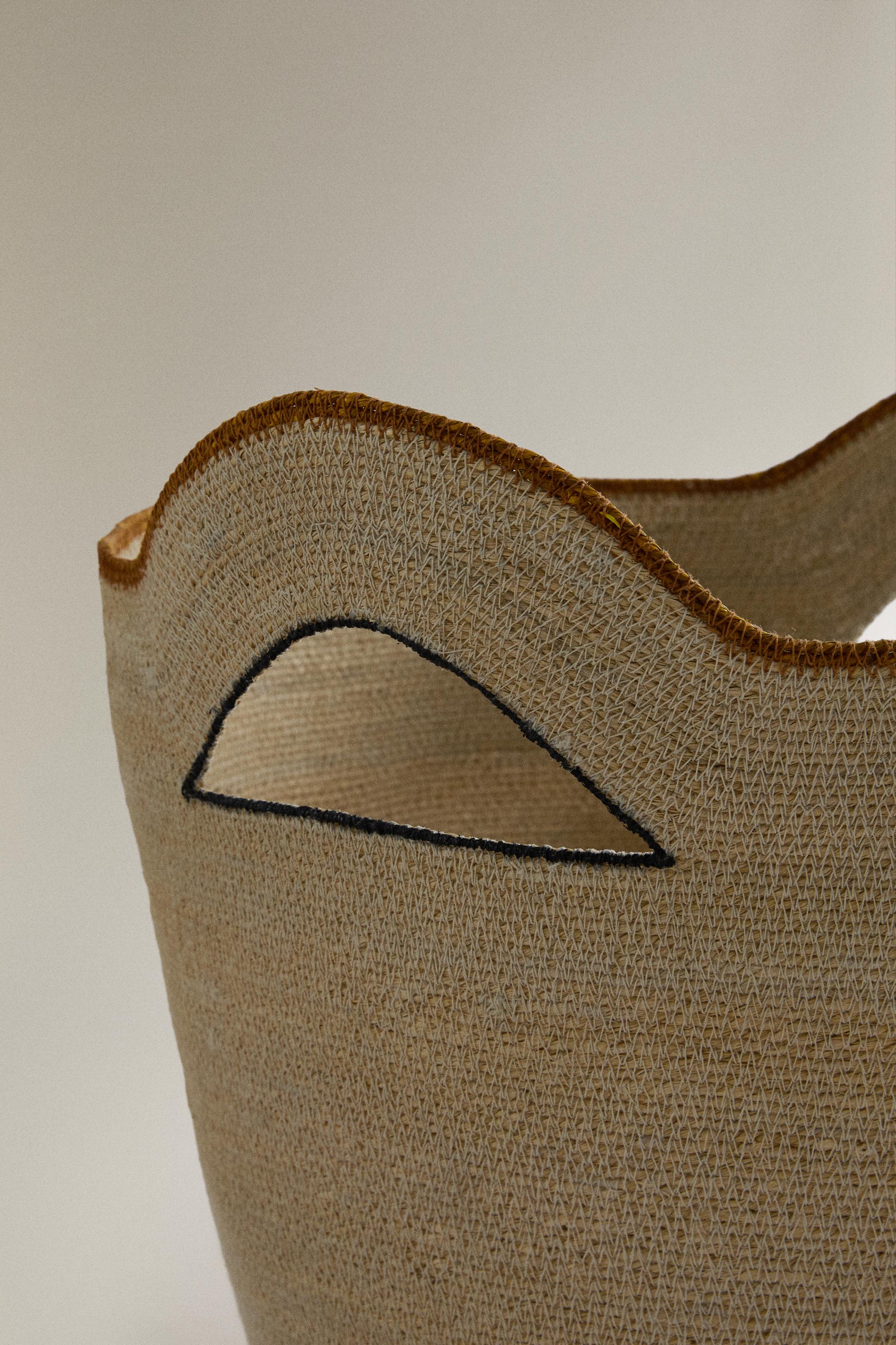SEAGRASS PIPING BASKET — Light beige (alternate view)