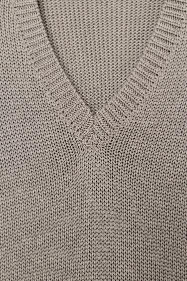 PULL EN GROSSE MAILLE COL EN V - Gris taupe de Zara - Image 8