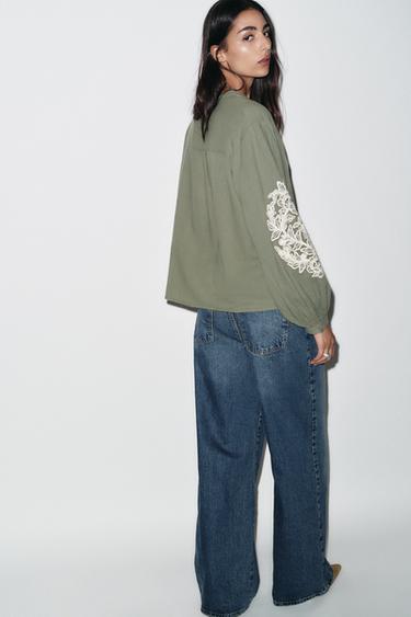 BLOUSE BRODERIES CONTRASTANTES - Kaki clair de Zara - Image 2