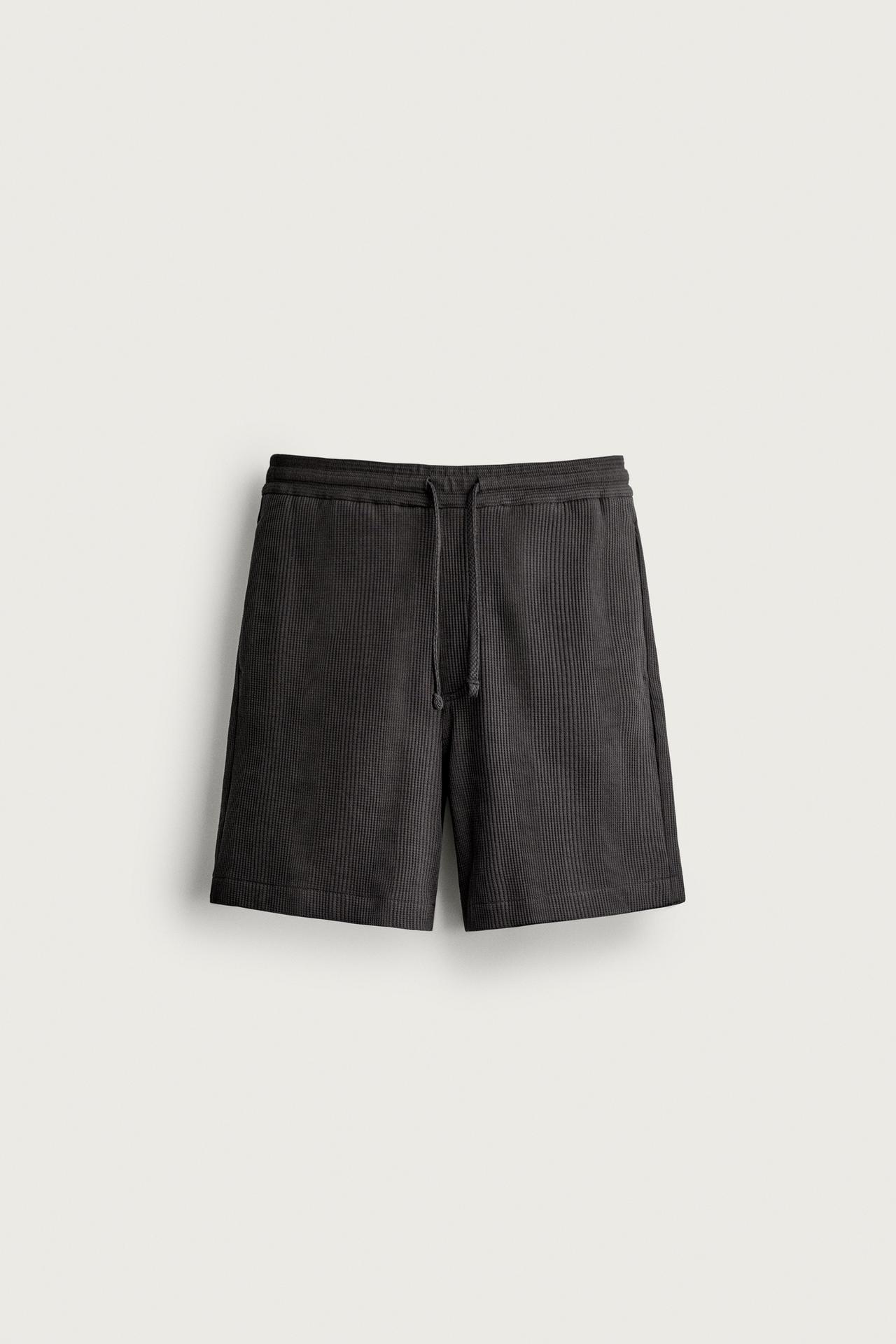 TEXTURED RELAXED FIT SHORTS — Charcoal