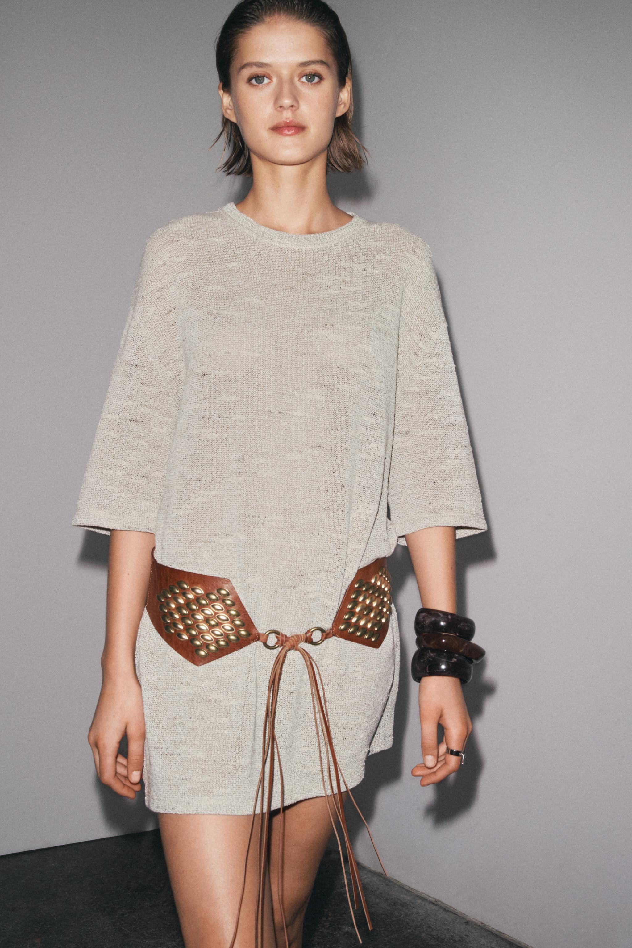 ラスティックショートワンピース - ベージュマール | ZARA Japan