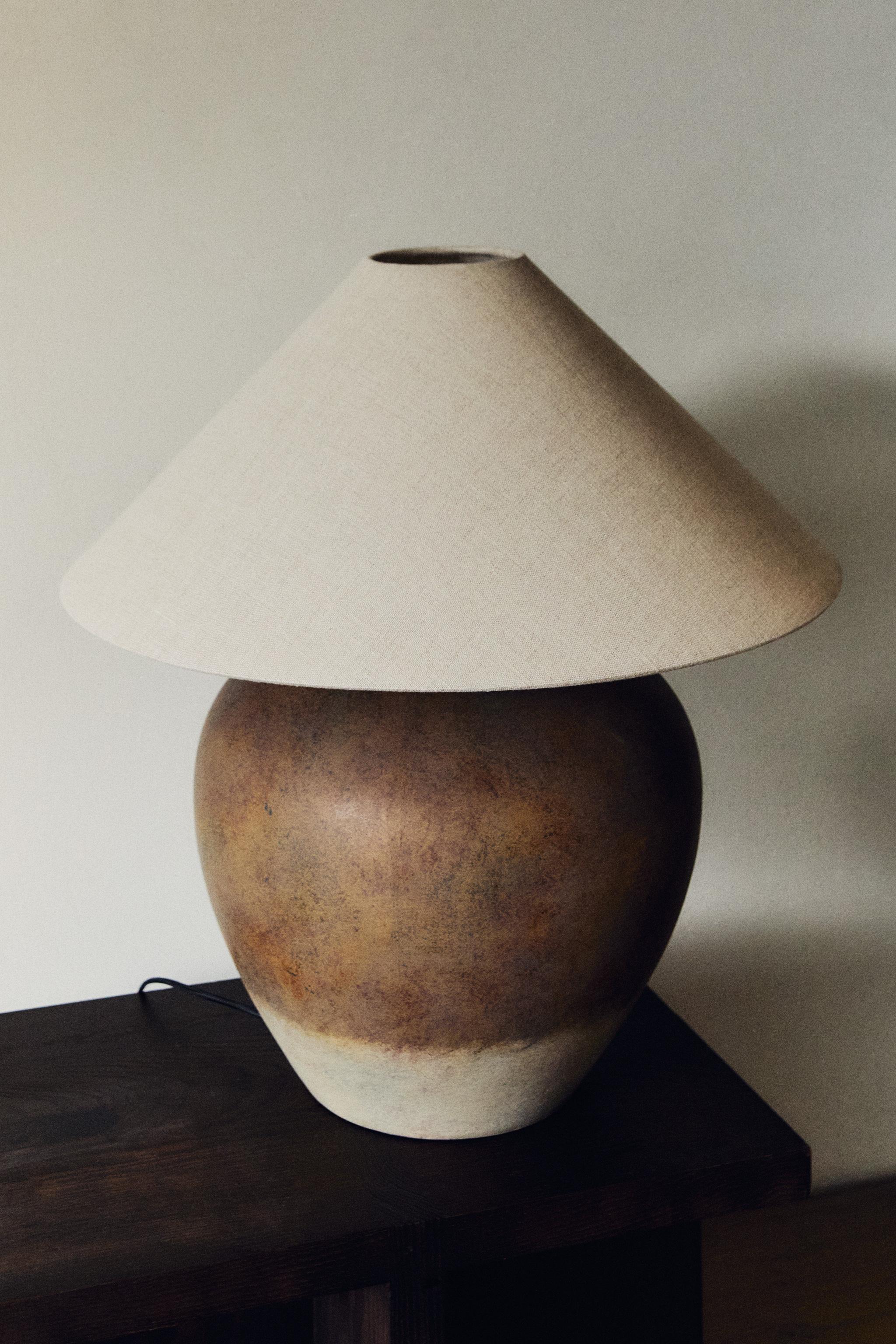 LAMPE DE TABLE GRÈS ET LIN