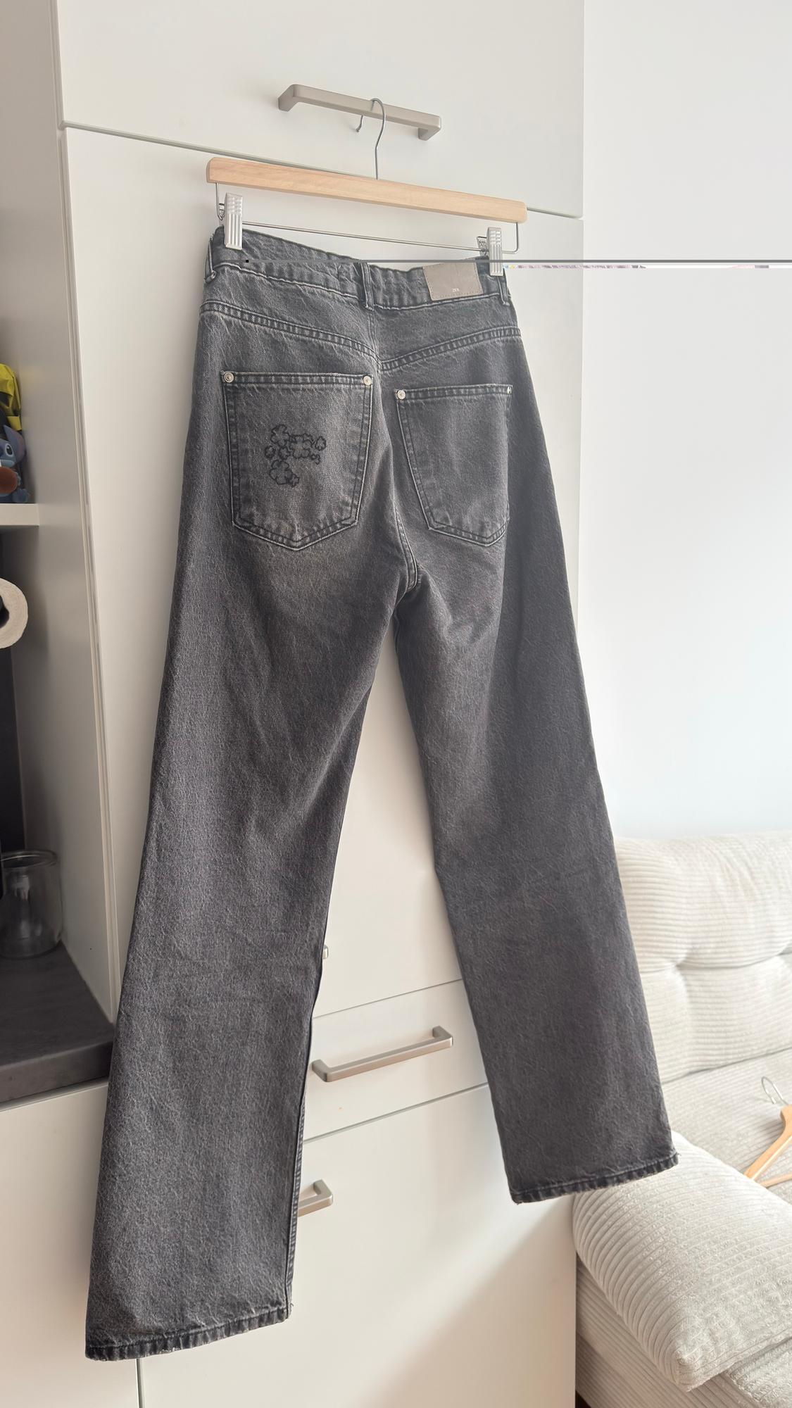 Z1975 STRAIGHT-FIT HIGH-WAIST LONG LENGTH JEANS - Image 2