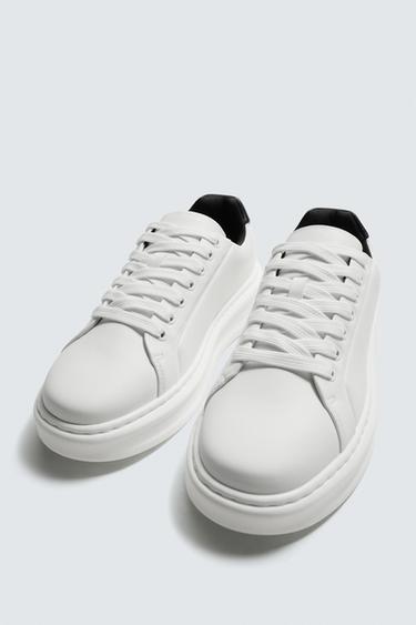 BASKETS AVEC DÉTAIL AU TALON - Blanc de Zara - Image 4