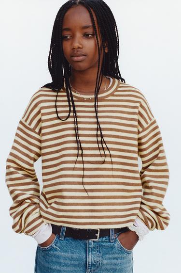 PULL EN MAILLE À RAYURES - Marron de Zara