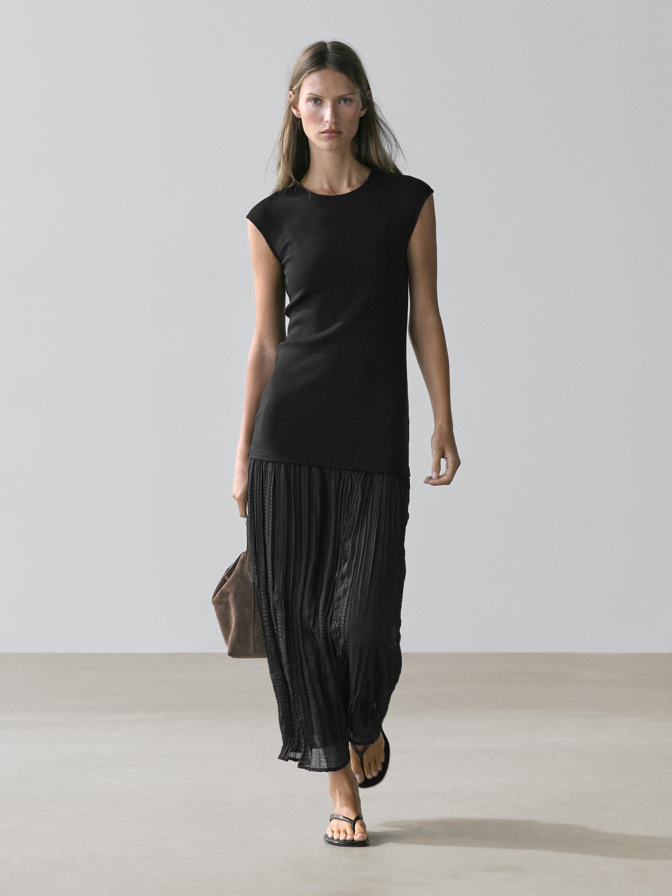 Robe longue combinée plissée