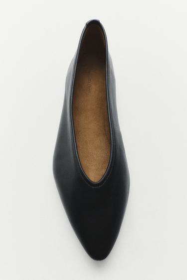 Soft leather pointed toe ballerina — Black 2