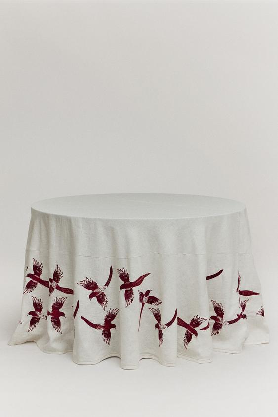 THE SATURNALIA TABLECLOTH - Zara의 레드 - 이미지 0