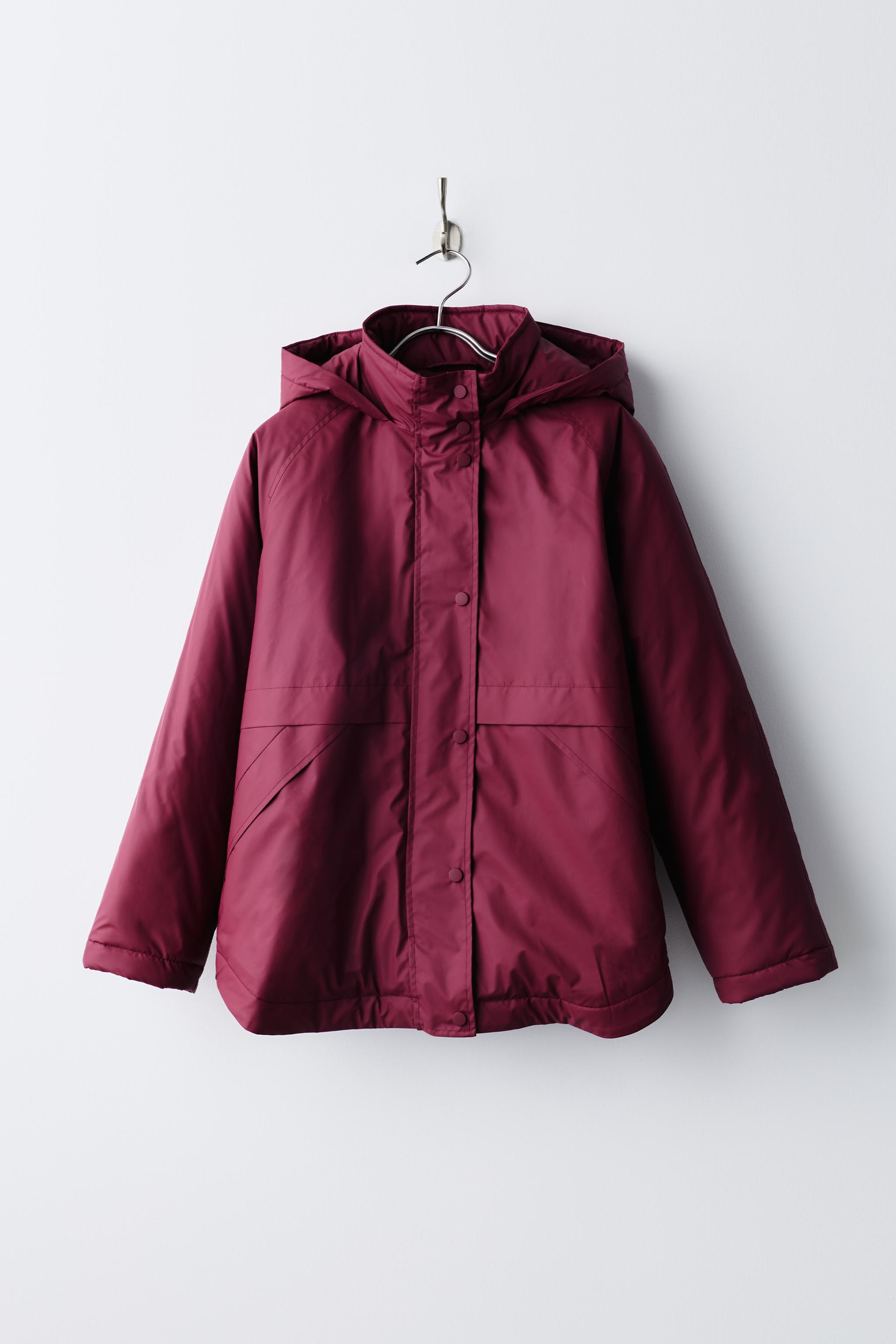 WATER-RESISTANT RUBBERIZED RAINCOAT — Strawberry