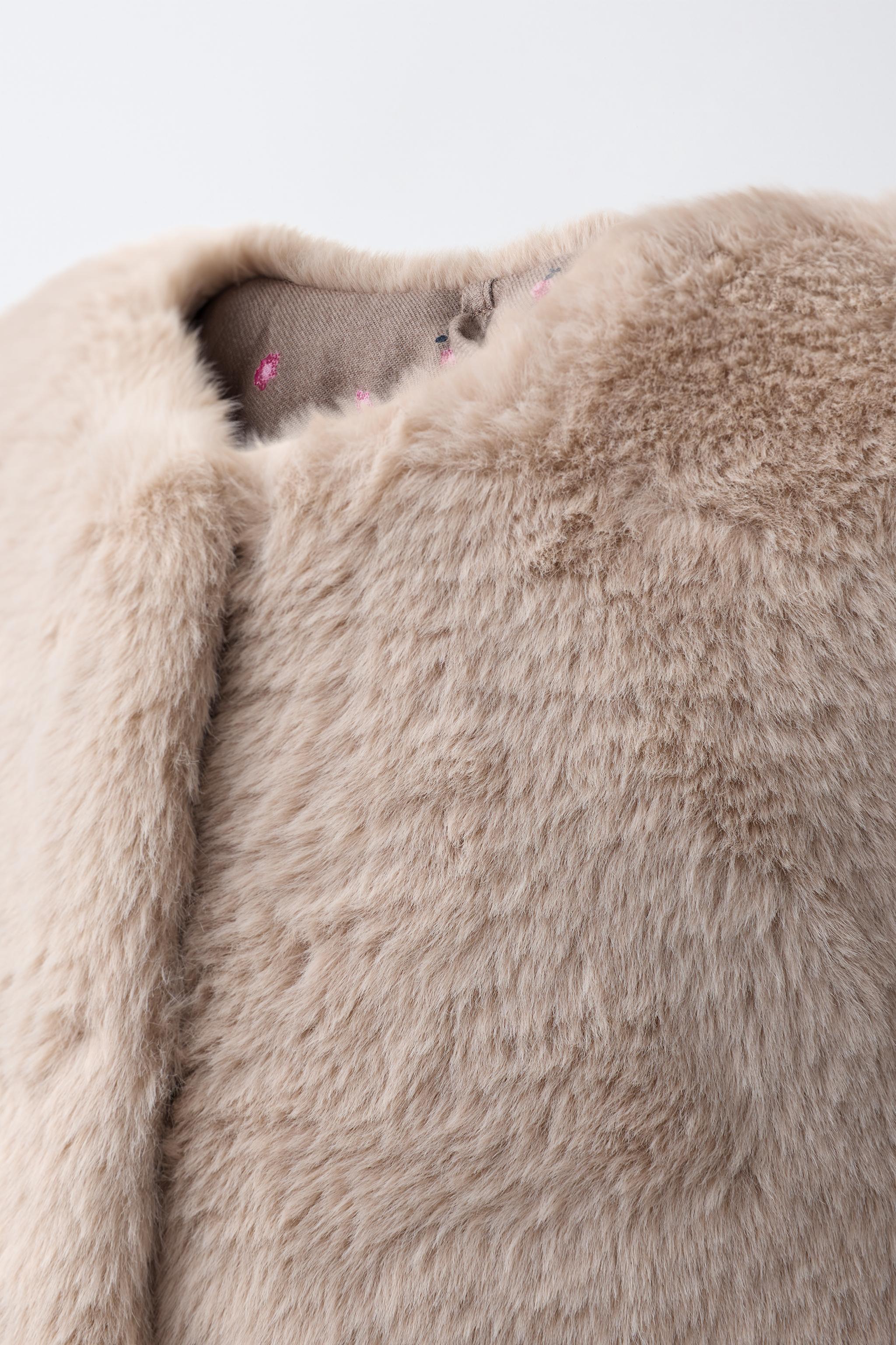 FAUX FUR VEST