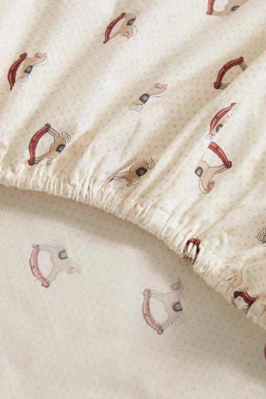 CHILDREN'S CHRISTMAS HORSE FITTED SHEET - Multicoloured by Zara - Image 3