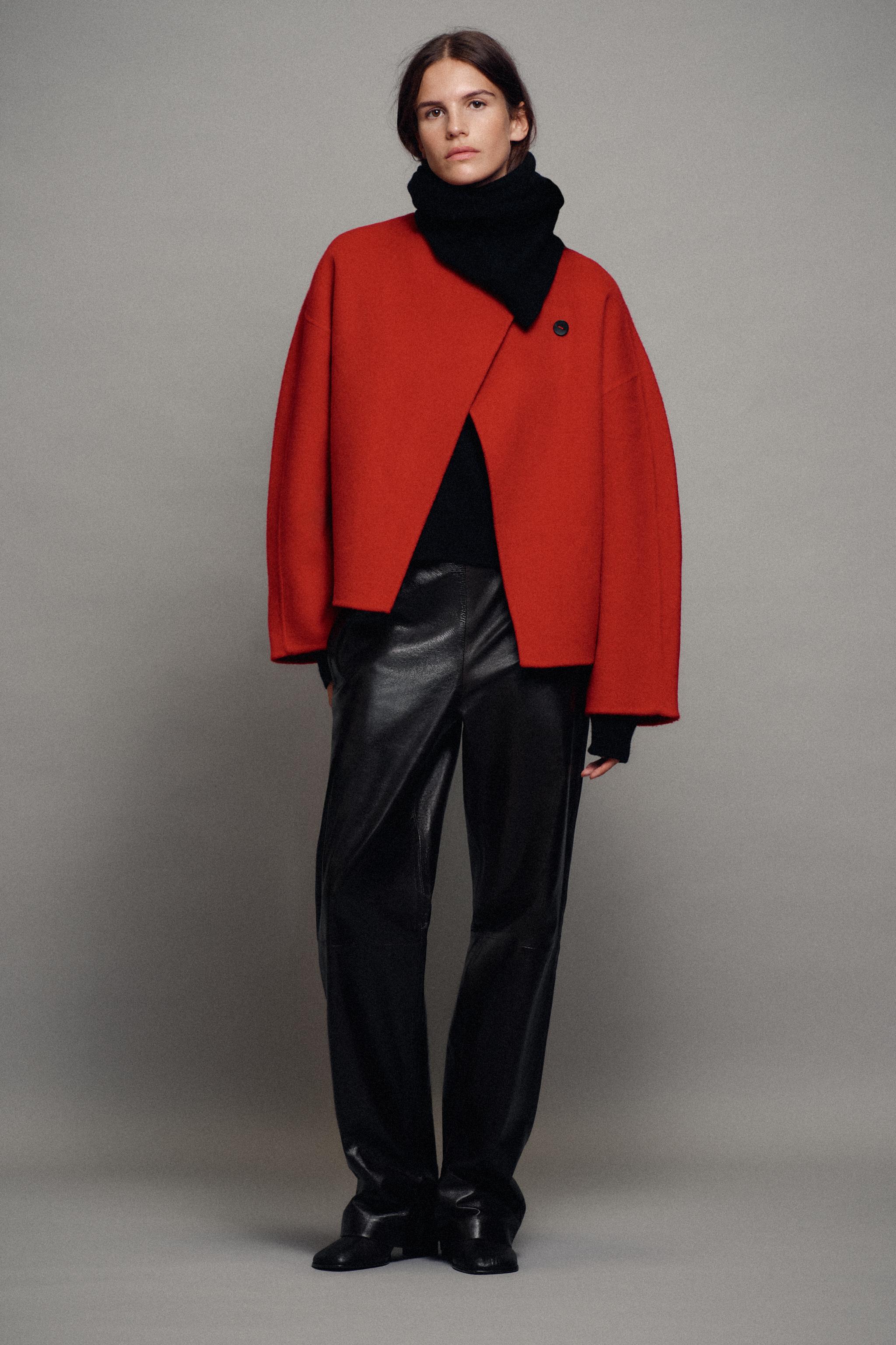 ZW COLLECTION ウール混ショートコート - レッド | ZARA Japan / 日本