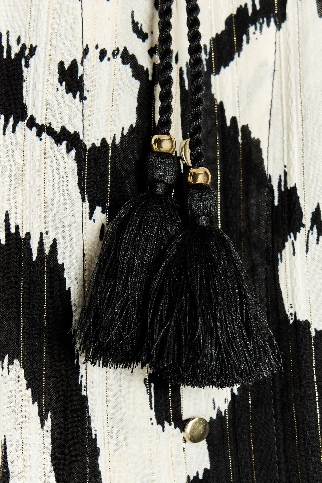 Thumbnail image for PRINTED SHIRT WITH METALLIC THREAD