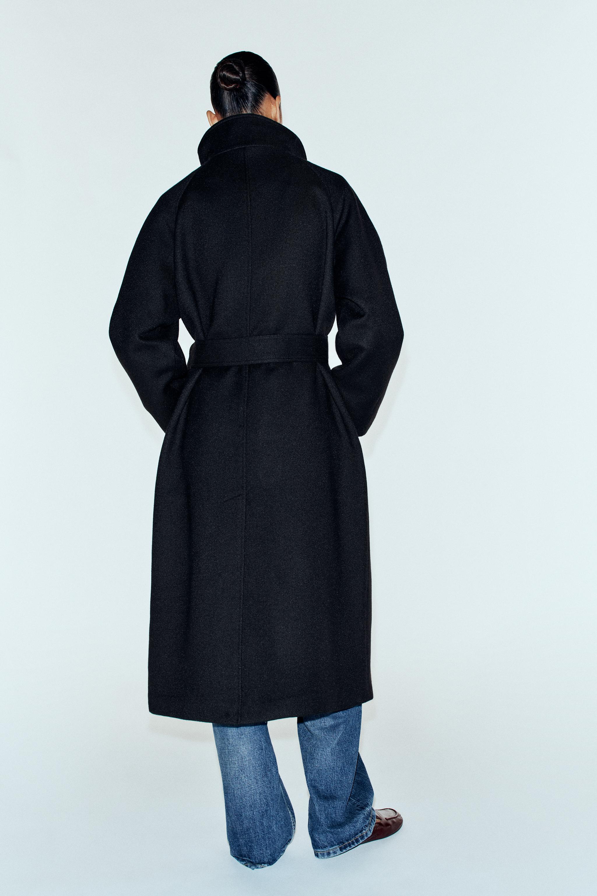 HIGH-NECK BELTED COAT