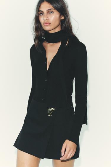BERMUDA ASIMÉTRICA APLIQUE - Negro de Zara