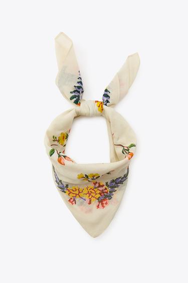 EMBROIDERED COTTON SCARF - Ecru by Zara