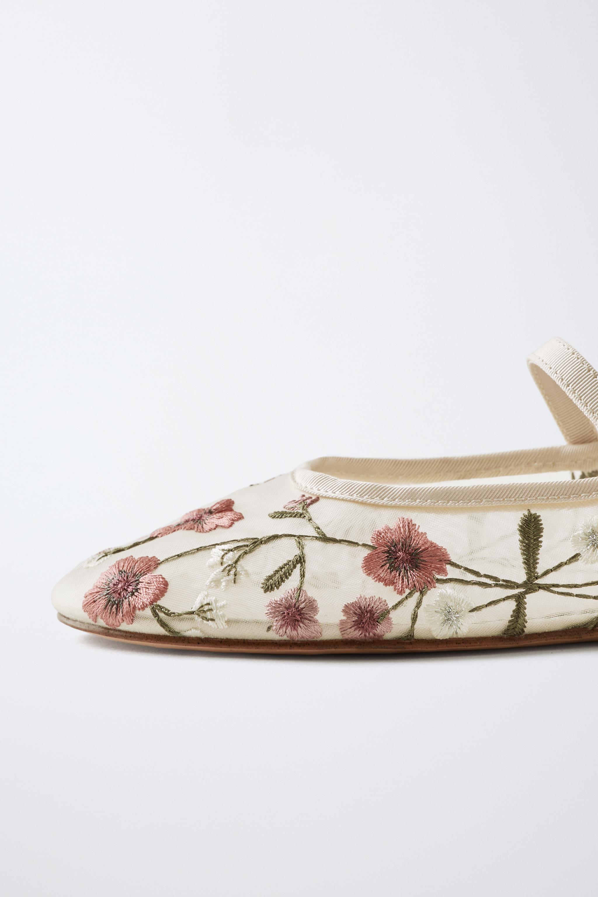 【ZARA】編み込みバレリーナ 1545/510/102 ZARA】編み込みバレリーナ 1545/510/102 (ZARA/バレエシューズ